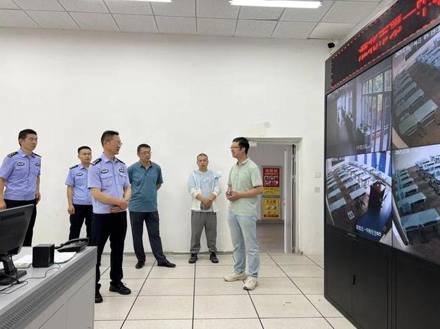王中王493333特马王中王和护航高考网警同行与警方护航高考